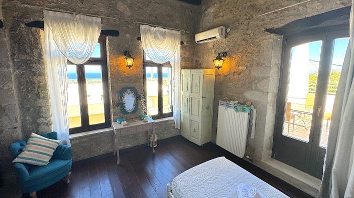 Image No.30-5 Bed Villa / Detached for sale