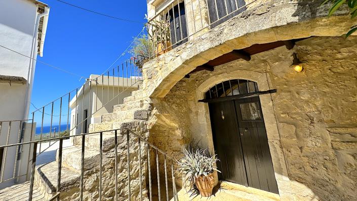 Image No.40-5 Bed Villa / Detached for sale