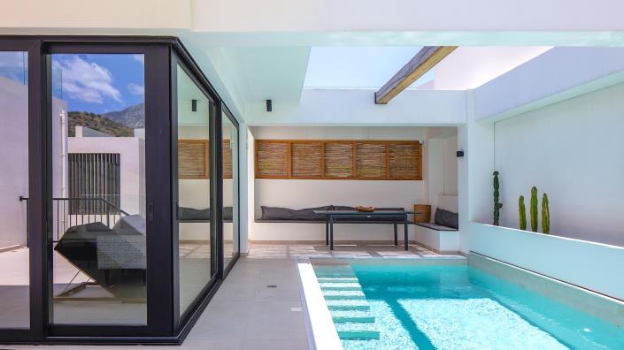 Image No.11-5 Bed Villa / Detached for sale