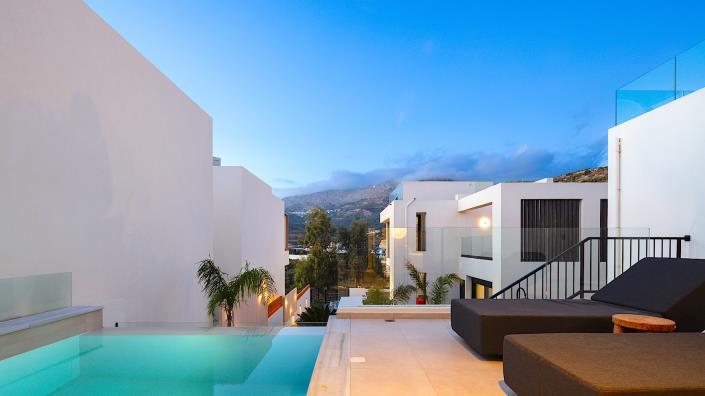 Image No.24-5 Bed Villa / Detached for sale