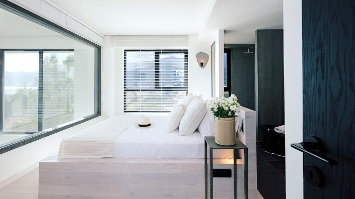 Image No.49-5 Bed Villa / Detached for sale