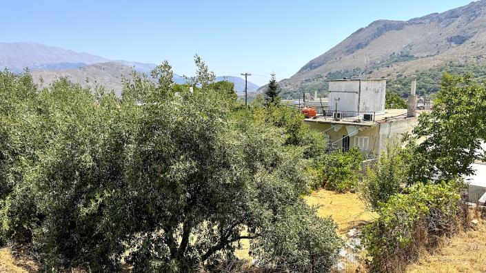 Image No.24-2 Bed Village House for sale