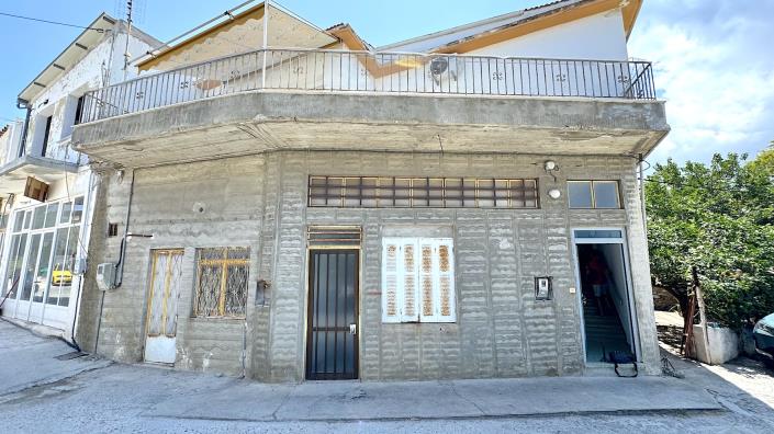 Image No.4-2 Bed Village House for sale