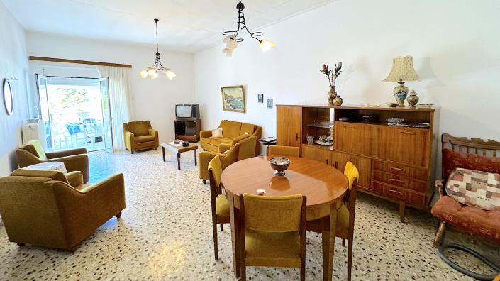 Image No.6-2 Bed Village House for sale