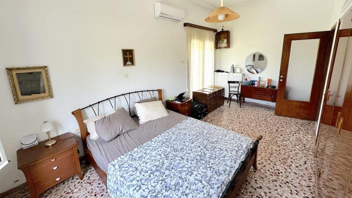 Image No.19-2 Bed Village House for sale