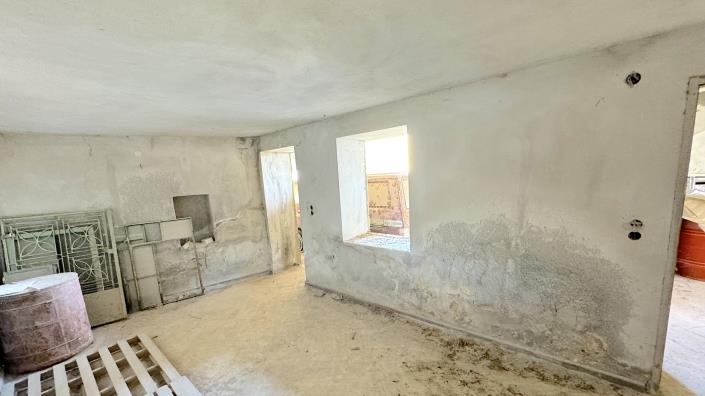 Image No.17-3 Bed Village House for sale