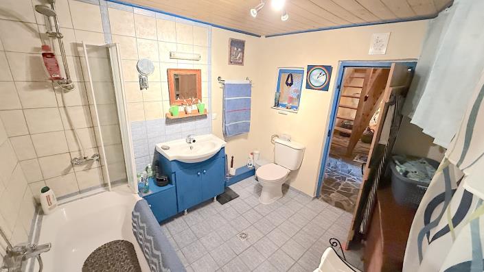 Image No.18-1 Bed Village House for sale