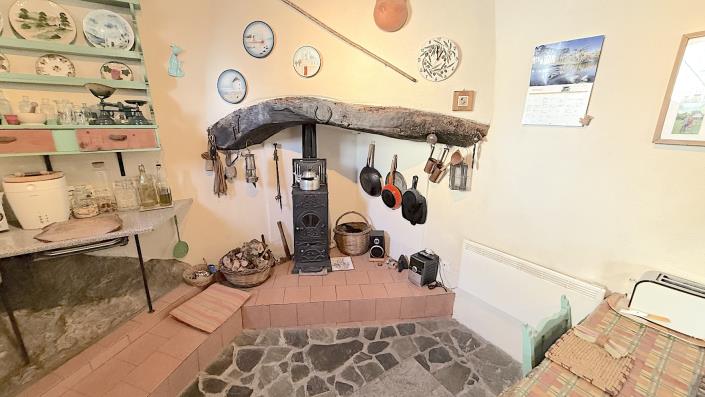 Image No.25-1 Bed Village House for sale