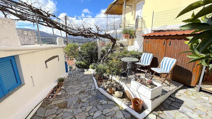 Image No.26-1 Bed Village House for sale