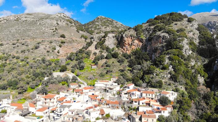 Image No.4-1 Bed Village House for sale