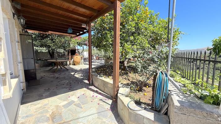 Image No.8-3 Bed Village House for sale