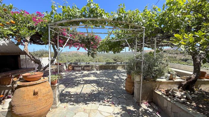 Image No.9-3 Bed Village House for sale