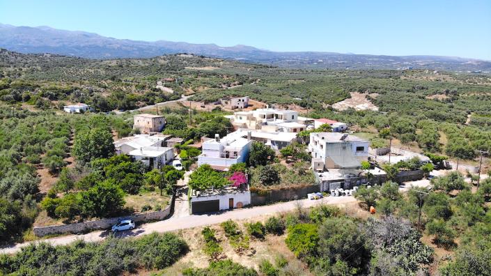 Image No.49-3 Bed Village House for sale