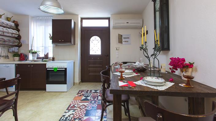 Image No.19-2 Bed Village House for sale