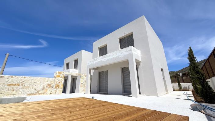 Image No.42-4 Bed Villa for sale