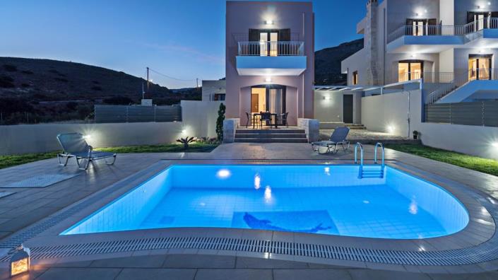 Image No.5-7 Bed Villa for sale