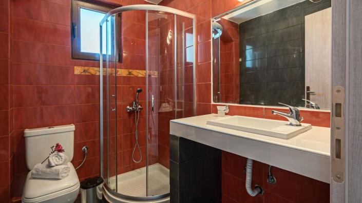 Image No.18-7 Bed Villa for sale