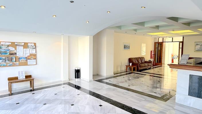 Image No.17-17 Bed Hotel for sale