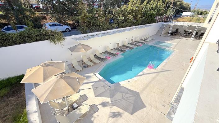 Image No.36-17 Bed Hotel for sale