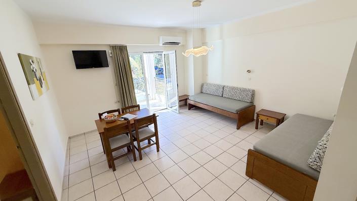 Image No.46-17 Bed Hotel for sale