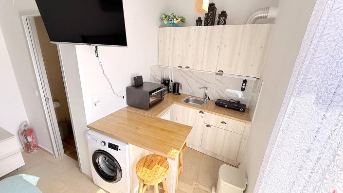 Image No.3-1 Bed Studio for sale