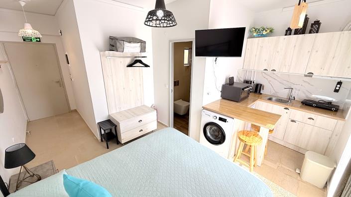 Image No.1-1 Bed Studio for sale