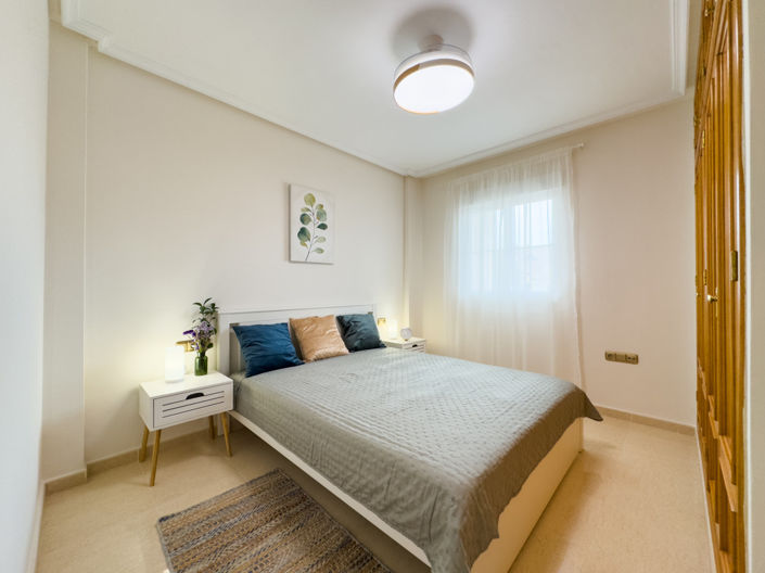 Image No.4-2 Bed Apartment for sale