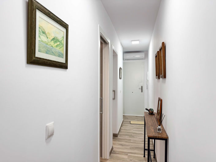 Image No.20-2 Bed Apartment for sale