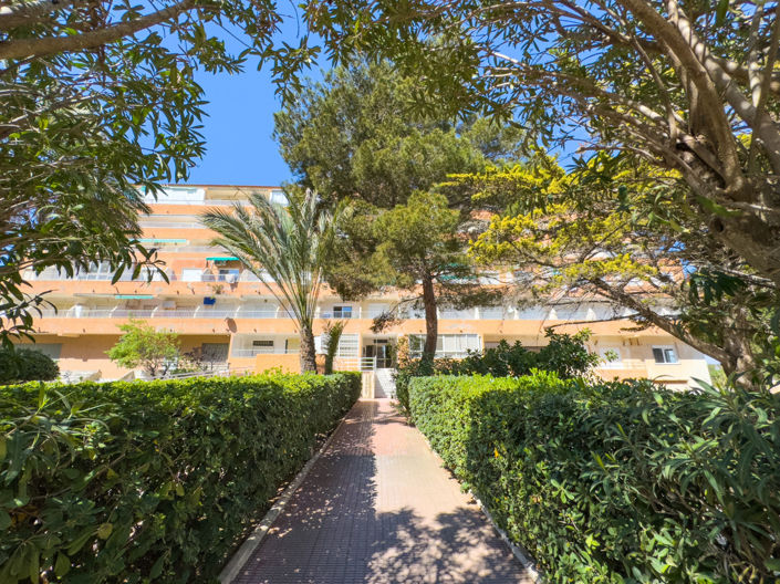 Image No.33-2 Bed Apartment for sale