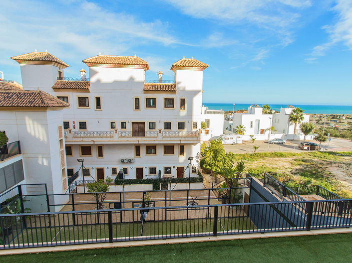 Image No.20-2 Bed Apartment for sale