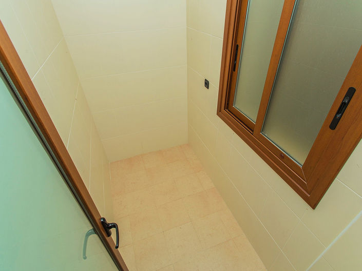 Image No.42-2 Bed Apartment for sale