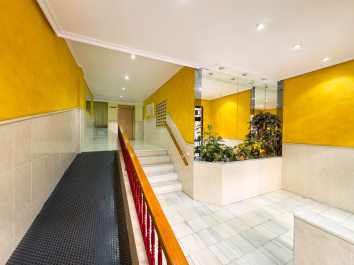 Image No.28-2 Bed Apartment for sale