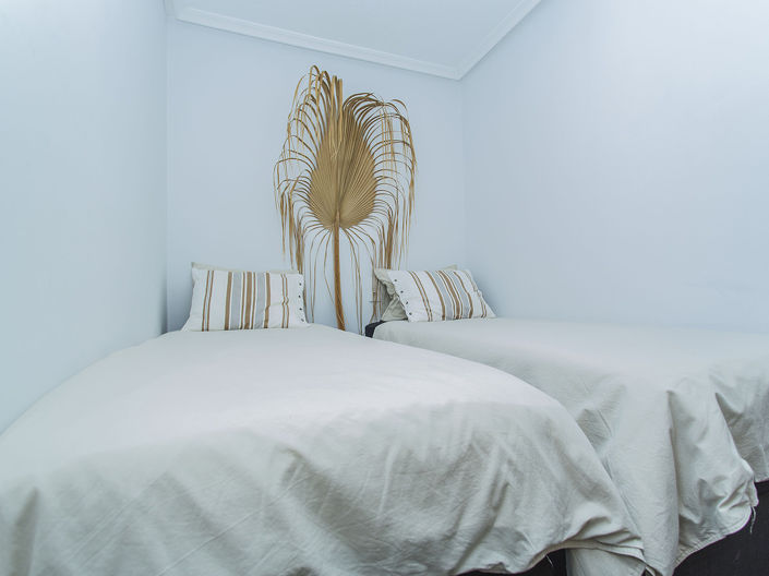 Image No.37-2 Bed Apartment for sale