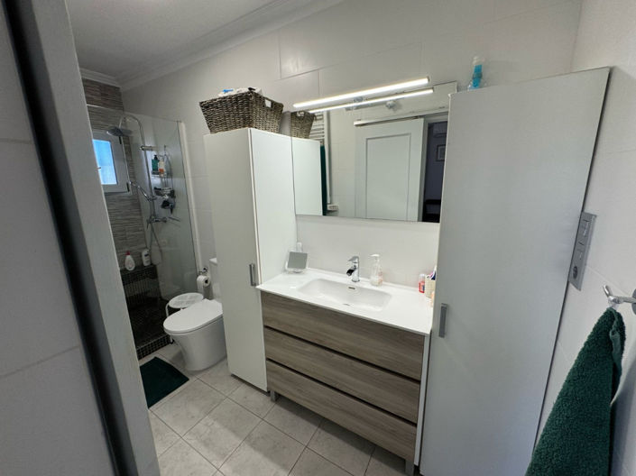 Image No.14-Villa for sale