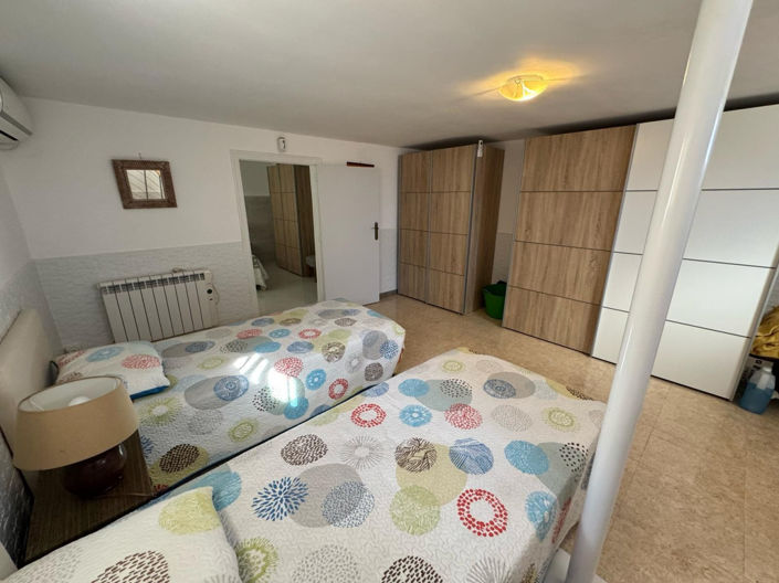 Image No.23-Villa for sale