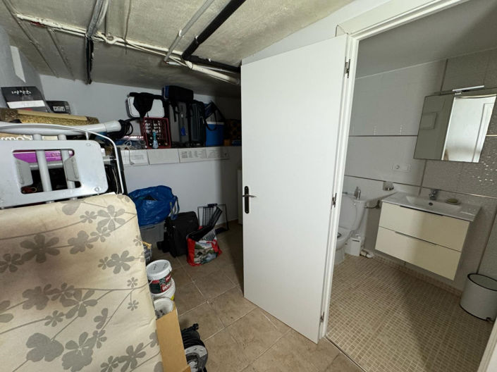 Image No.25-Villa for sale