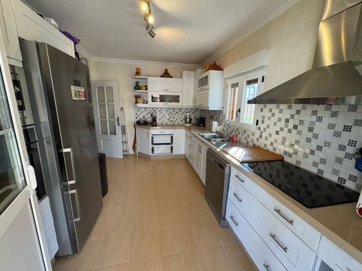 Image No.9-Villa for sale