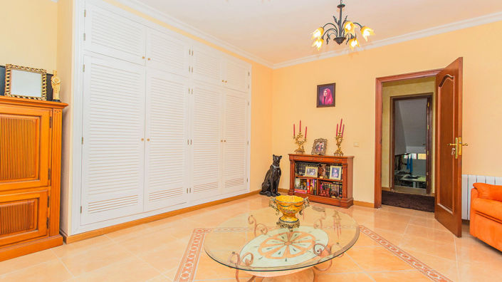 Image No.31-5 Bed Villa for sale