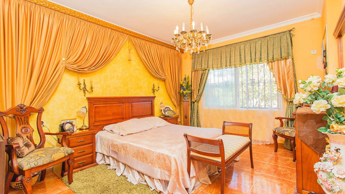 Image No.35-5 Bed Villa for sale