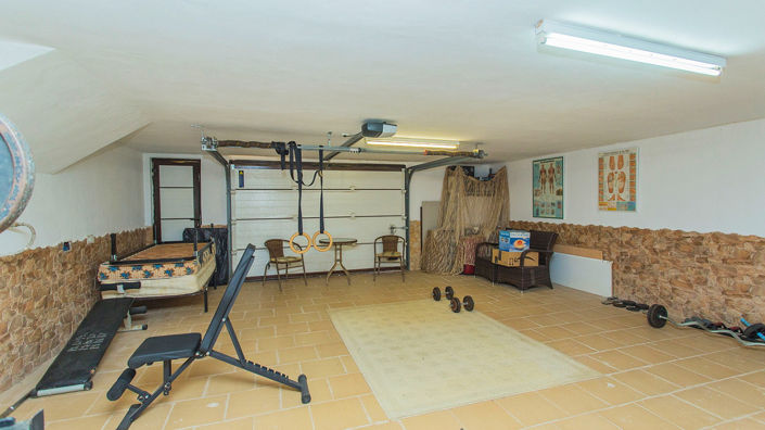 Image No.38-5 Bed Villa for sale