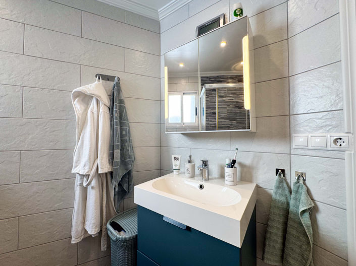 Image No.13-2 Bed Apartment for sale