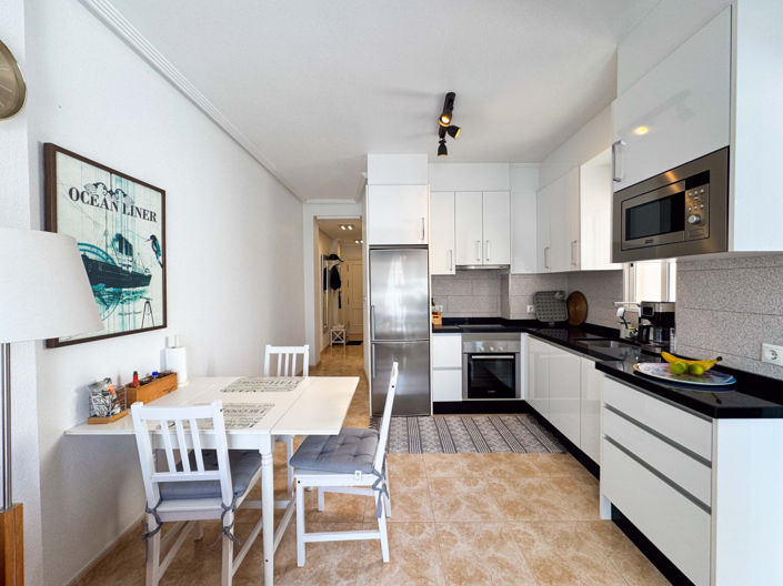 Image No.16-2 Bed Apartment for sale