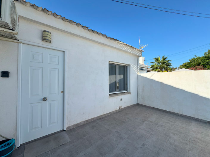 Image No.5-2 Bed Villa for sale