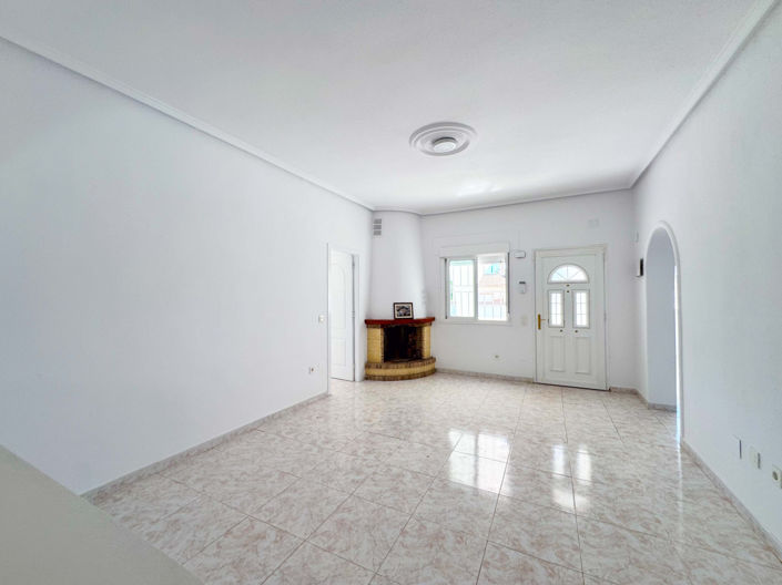 Image No.22-4 Bed Villa for sale