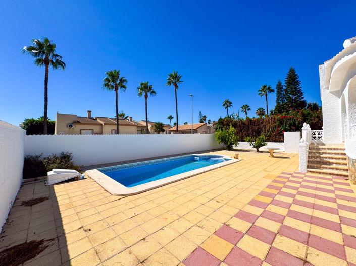 Image No.7-4 Bed Villa for sale