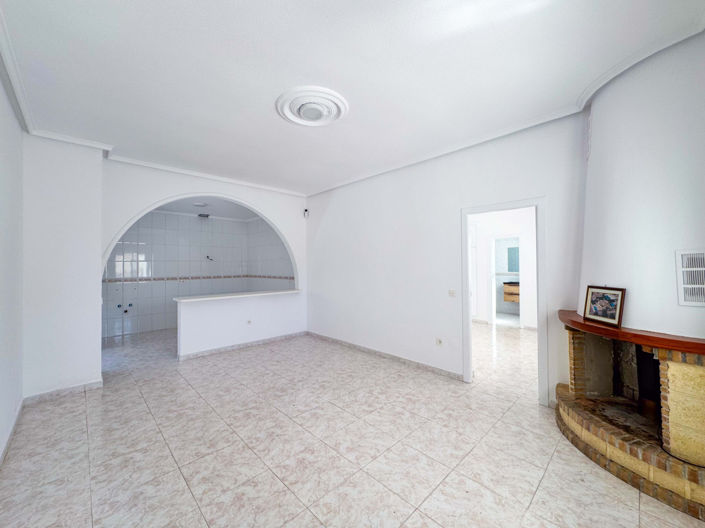 Image No.35-4 Bed Villa for sale