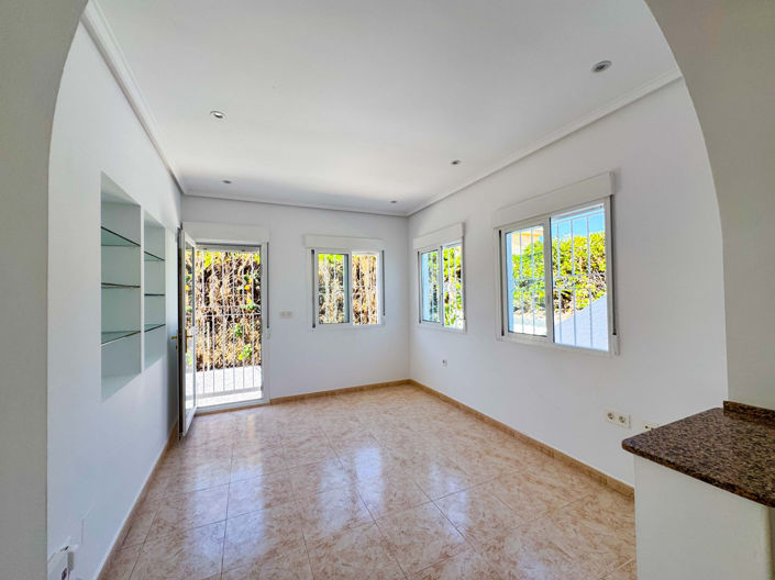 Image No.28-4 Bed Villa for sale