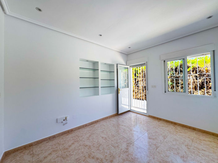 Image No.21-4 Bed Villa for sale