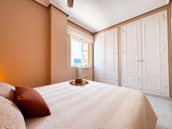 Image No.11-1 Bed Apartment for sale