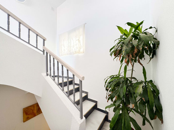 Image No.17-3 Bed Townhouse for sale